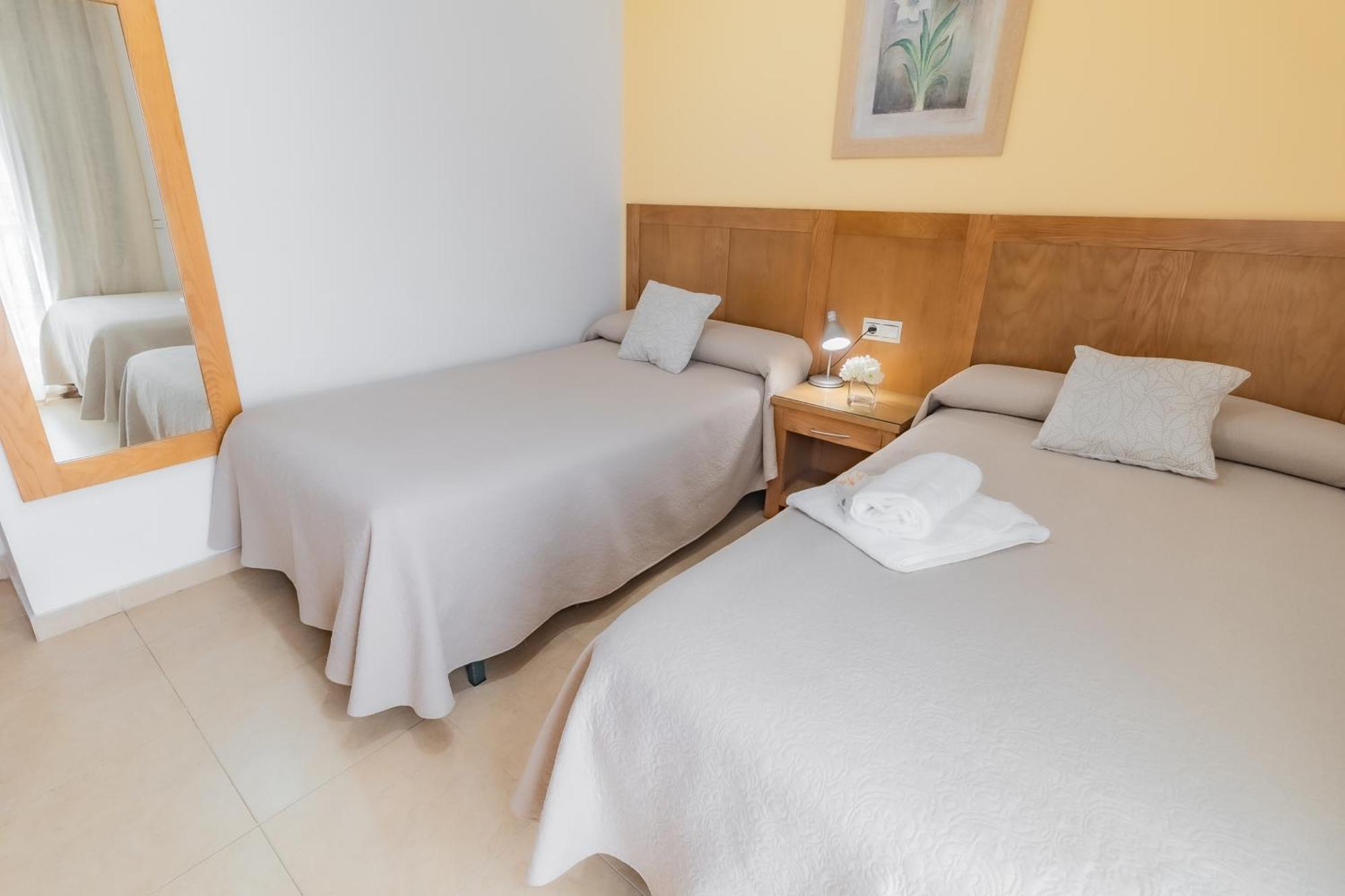 טורה דל מאר Apartamentos Turisticos Las Yucas מראה חיצוני תמונה