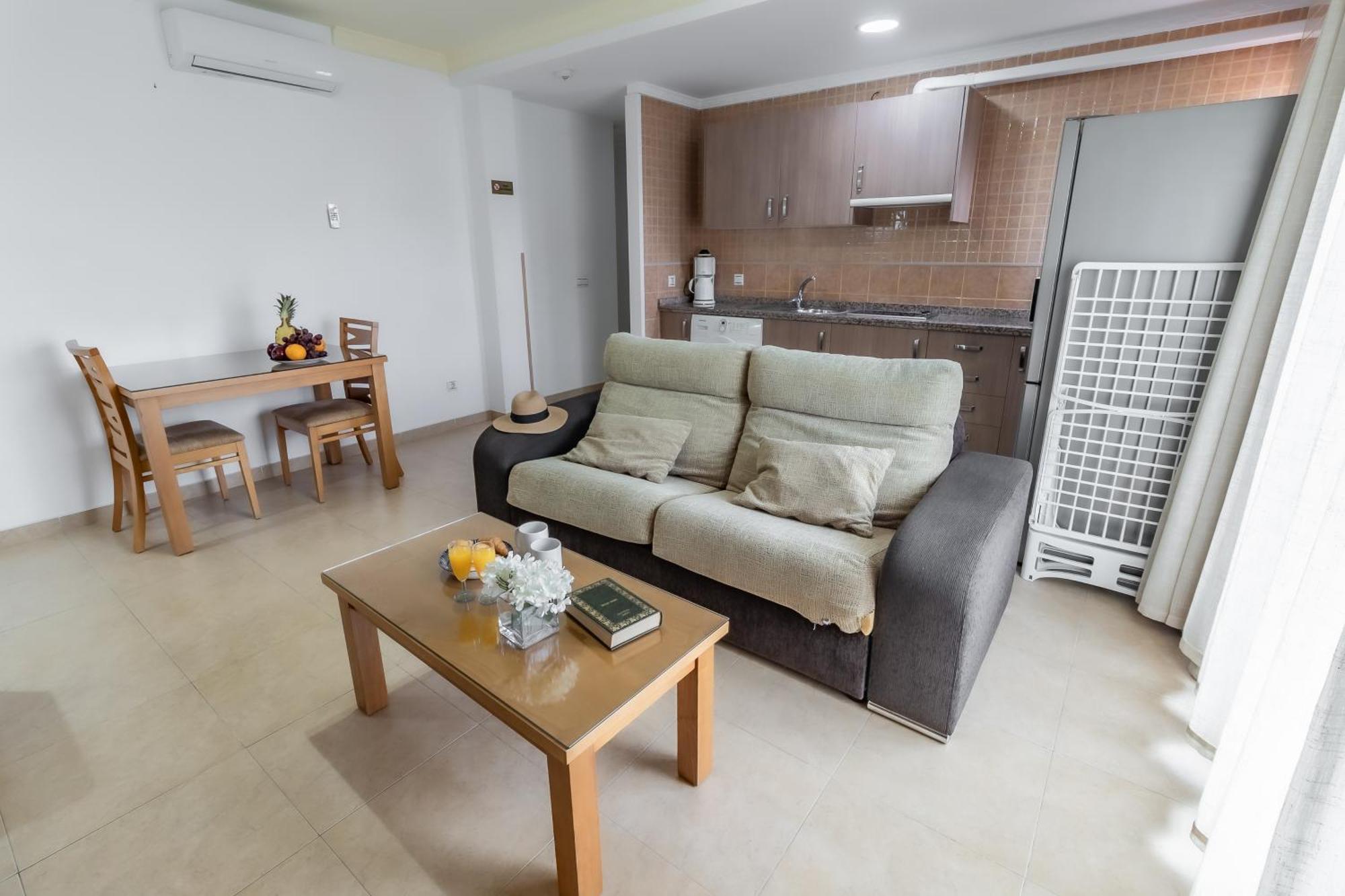 טורה דל מאר Apartamentos Turisticos Las Yucas מראה חיצוני תמונה