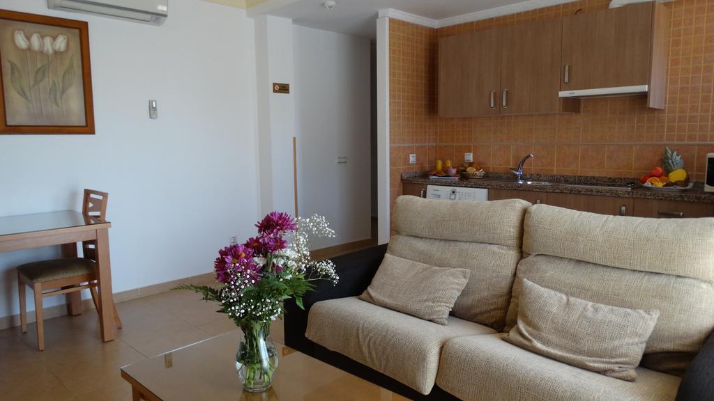 טורה דל מאר Apartamentos Turisticos Las Yucas מראה חיצוני תמונה